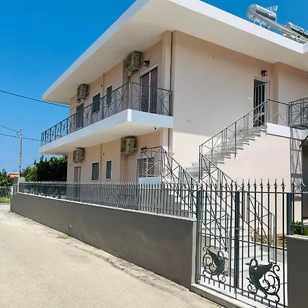 Koulouras * Nikolaíika