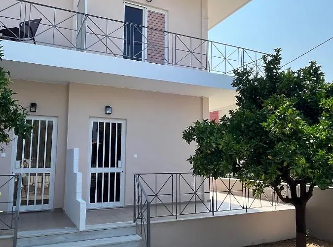 Lägenhet Koulouras Nikolaíika